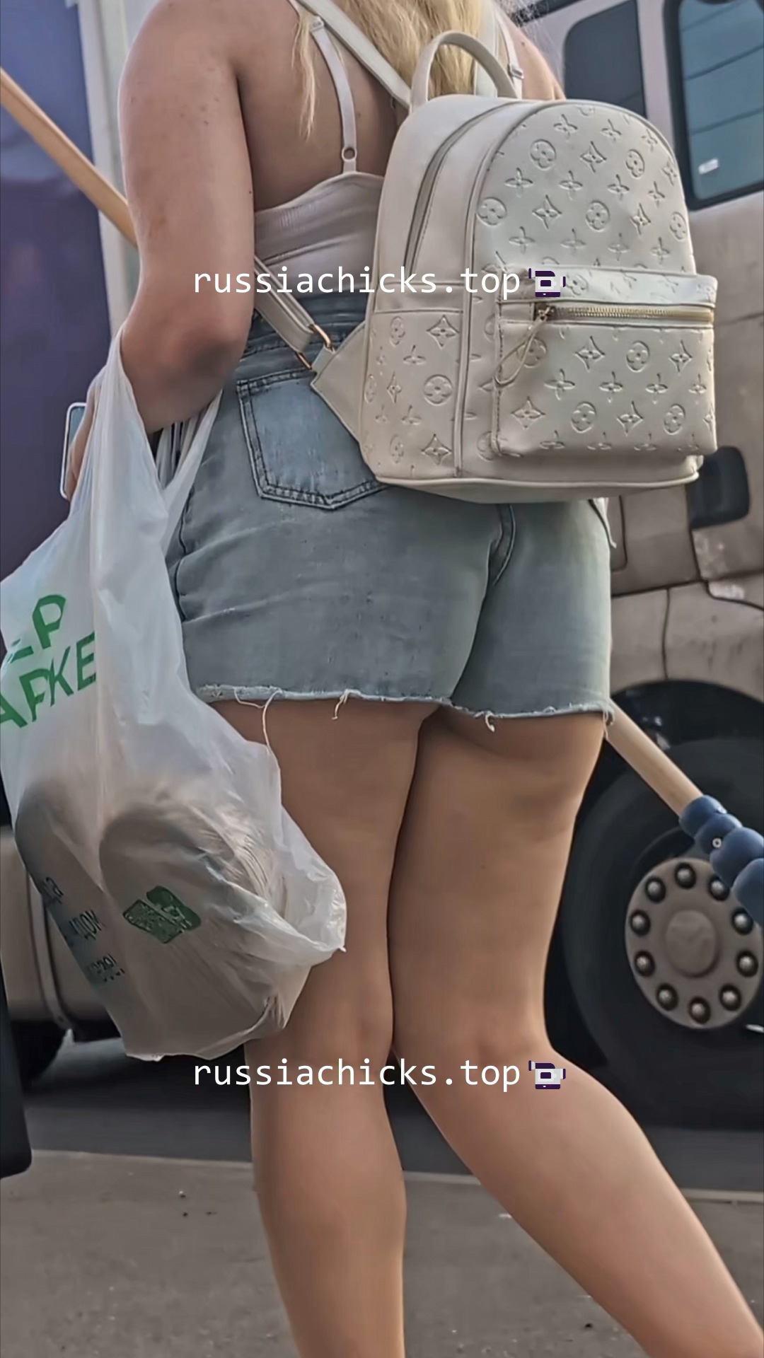 teen girl and her butt in shorts