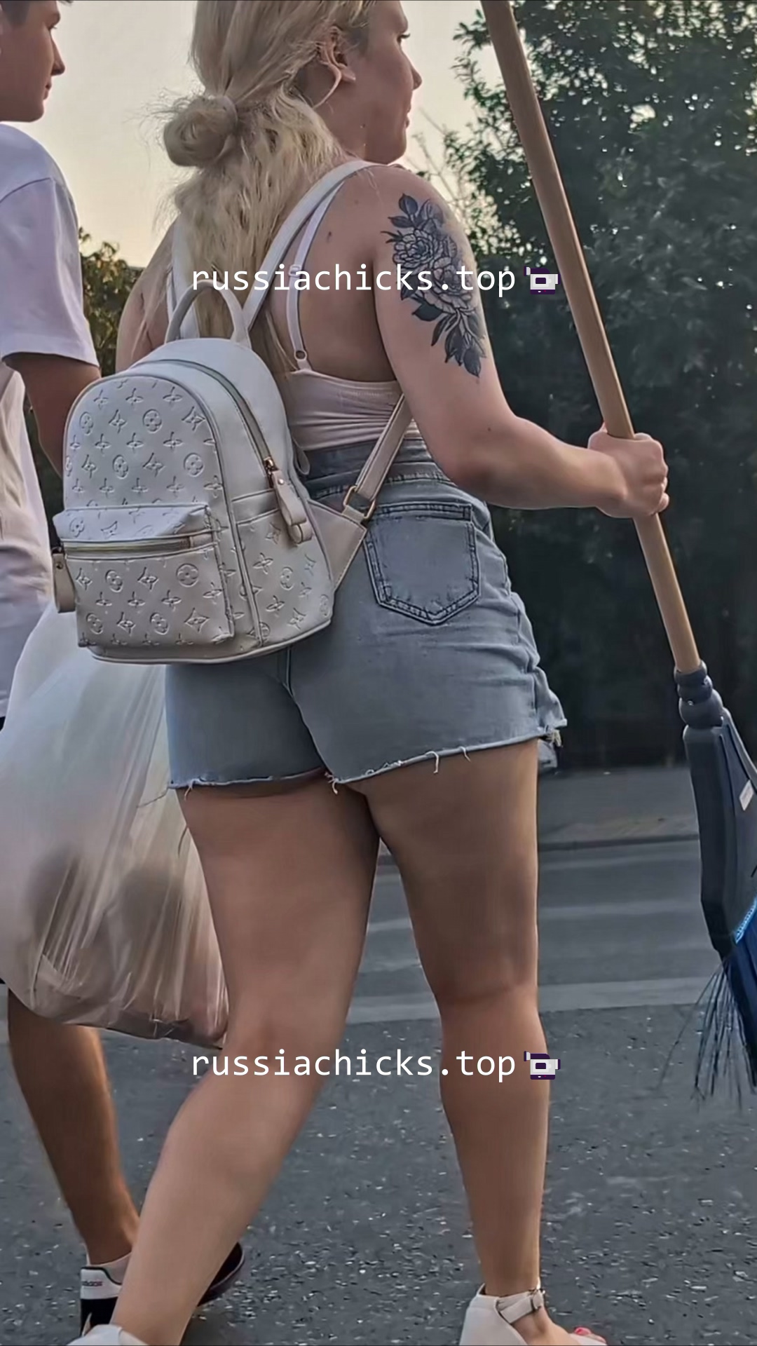 teen girl and her butt in shorts